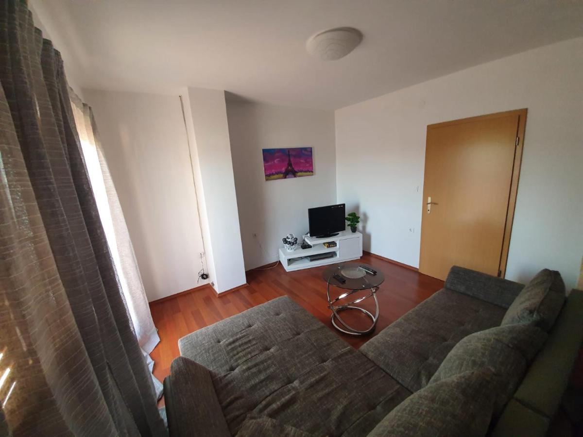 Apartmani Desnica Krusevo  Exterior photo