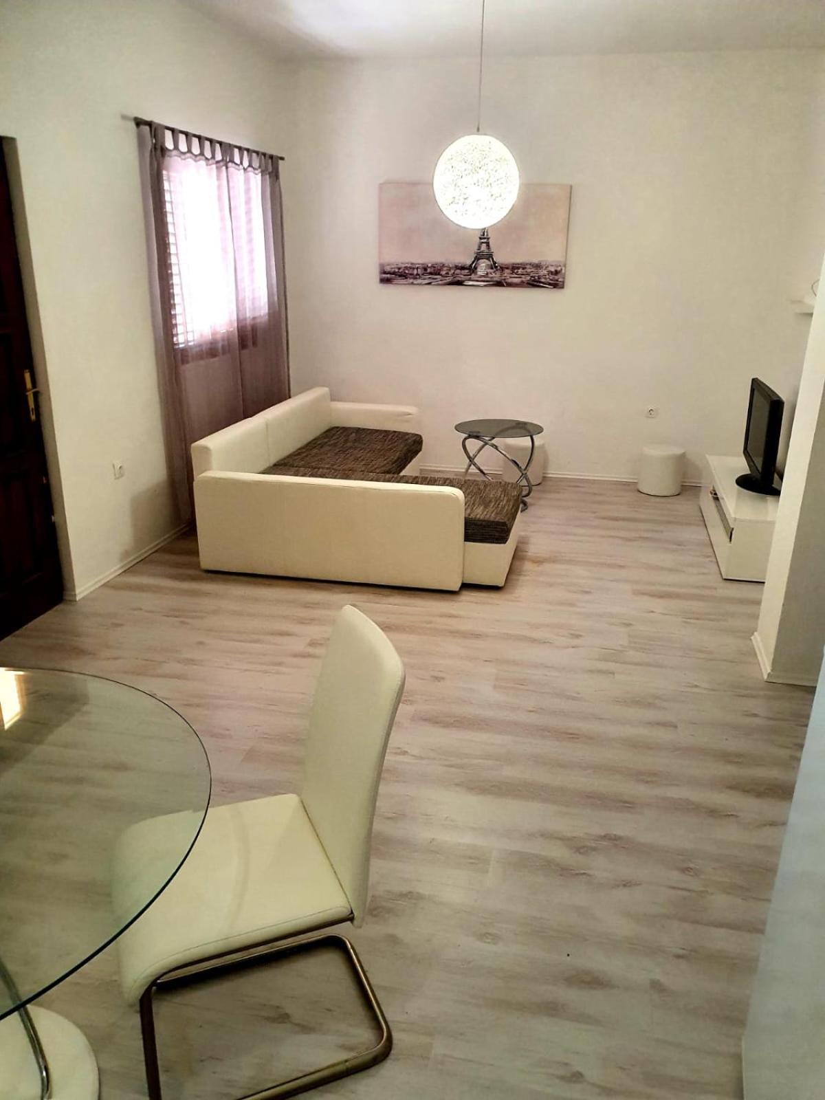 Apartmani Desnica Krusevo  Exterior photo